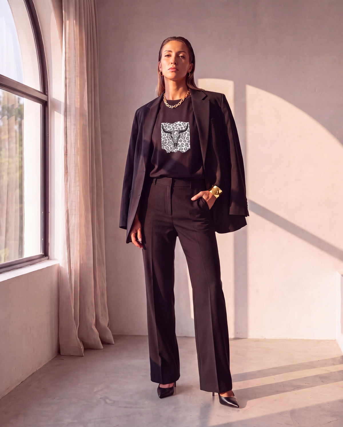 Leopard Legacy Oversized Tee in black with blazer