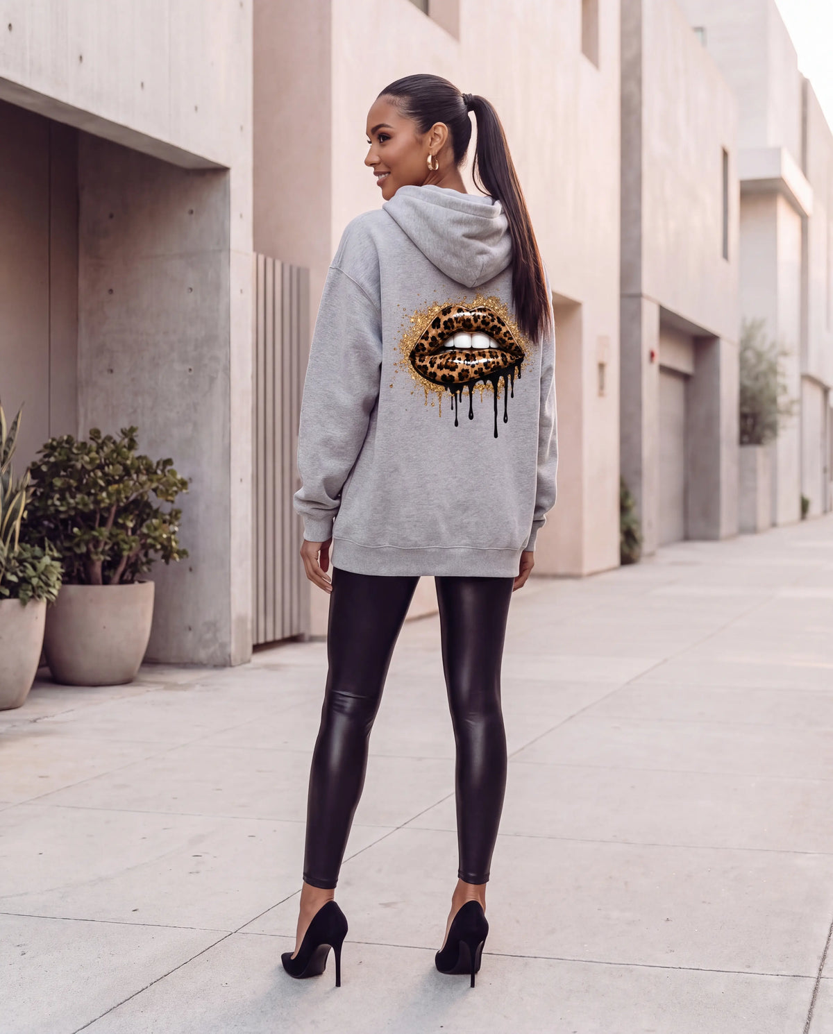 Wild Bite Hoodie in grey with vegan leather leggings