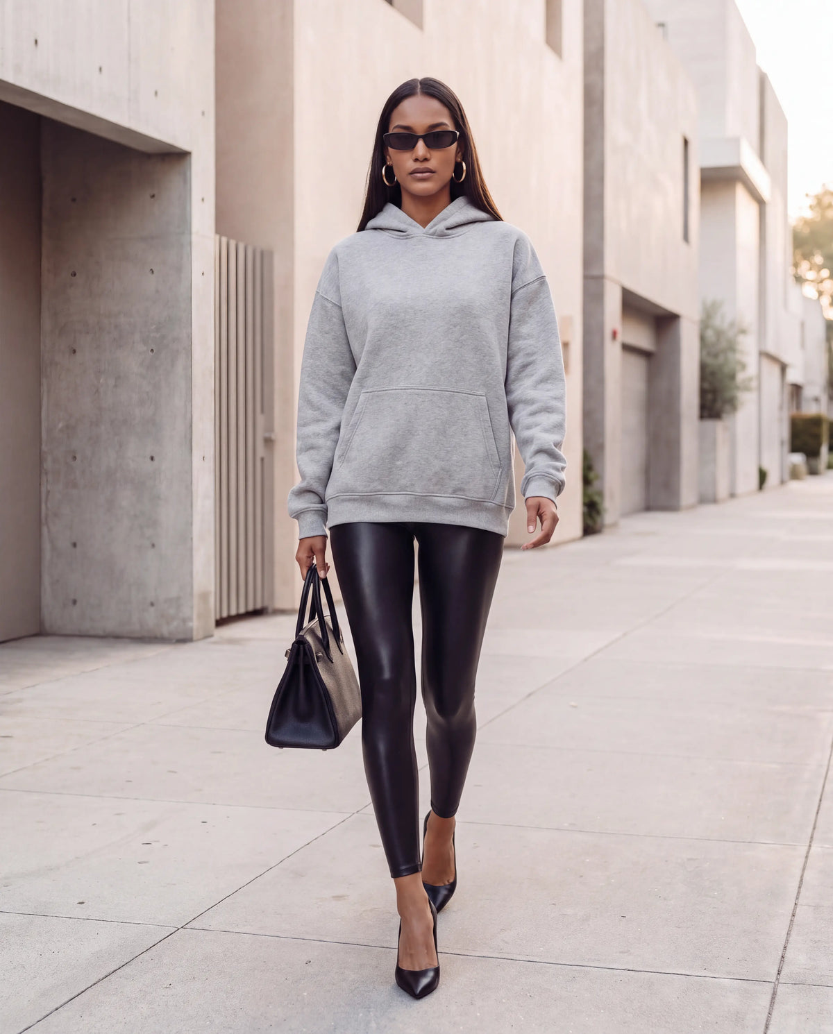 Wild Bite Hoodie in grey, plain front